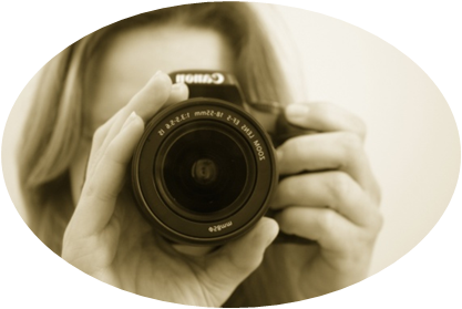 F:\刘健玲工作文件\图片素材\摄图网-正在摄影的相机.jpg摄图网-正在摄影的相机