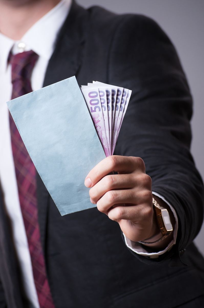 &pky290_sjzg_VCG41N183965004&2&